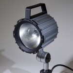 Voděodolná halogenová lampa VHL-300S na 24V